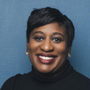 Jewel Jones headshot